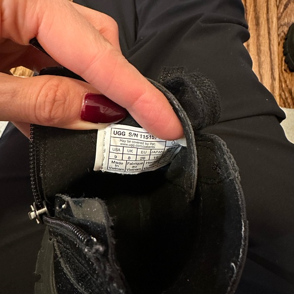 Uggs glitter boots-toddler girl - Picture 5 of 6